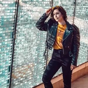 Meet your Posher, Sonya